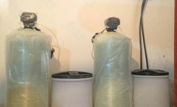 锅炉软水器,锅炉软化水装置,离子交换器,锅炉软化水设备4-5吨/每小时-永兴集团KF-KF-E2-500（滨润控制系统）