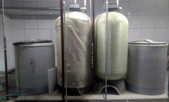 锅炉软水器,锅炉软化水装置,离子交换器,锅炉软化水设备10吨/每小时-永兴集团KJ-KF-E2-900（美国富莱克控制阀2850#6）